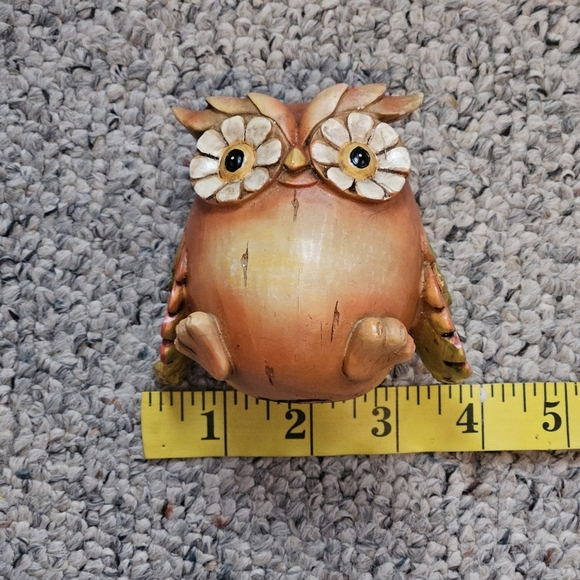 Fall Owl Figureine - Picture 8 of 8